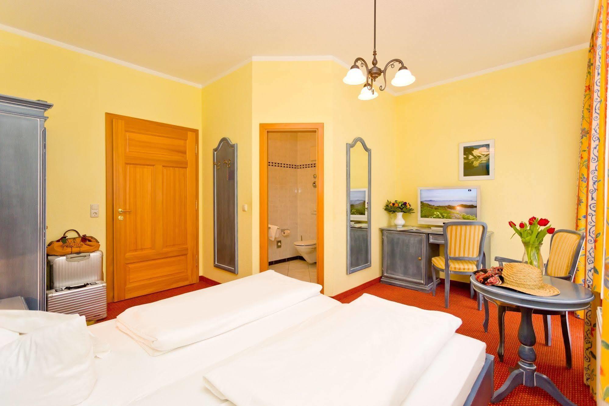 Hotel Garni Getreuer Eckart Binz Εξωτερικό φωτογραφία